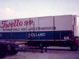 198-29-11-1984-opl-9-bouwjaar-1983-merk-baeten-tussen-boxtel-en-vught-zijwand-gescheurd-geladen-met-280-varkens