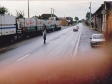 146-onderweg-in-frankrijk-met-9-wagens-eten-bij-truckstop-in-bapaume-1989-ome-herman-kruitbosch-steekt-de-weg-over
